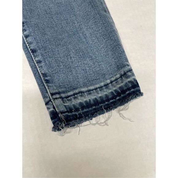 Levis premium 711 Skinny Jeans Women's Size 32 x 32 Soft Stretch Blue Denim Mid - Picture 2 of 13